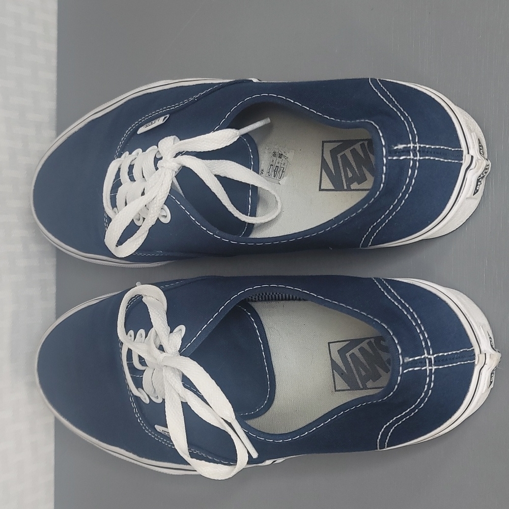 Vans sneakers size 10 excellent condition - Picture 6 of 10